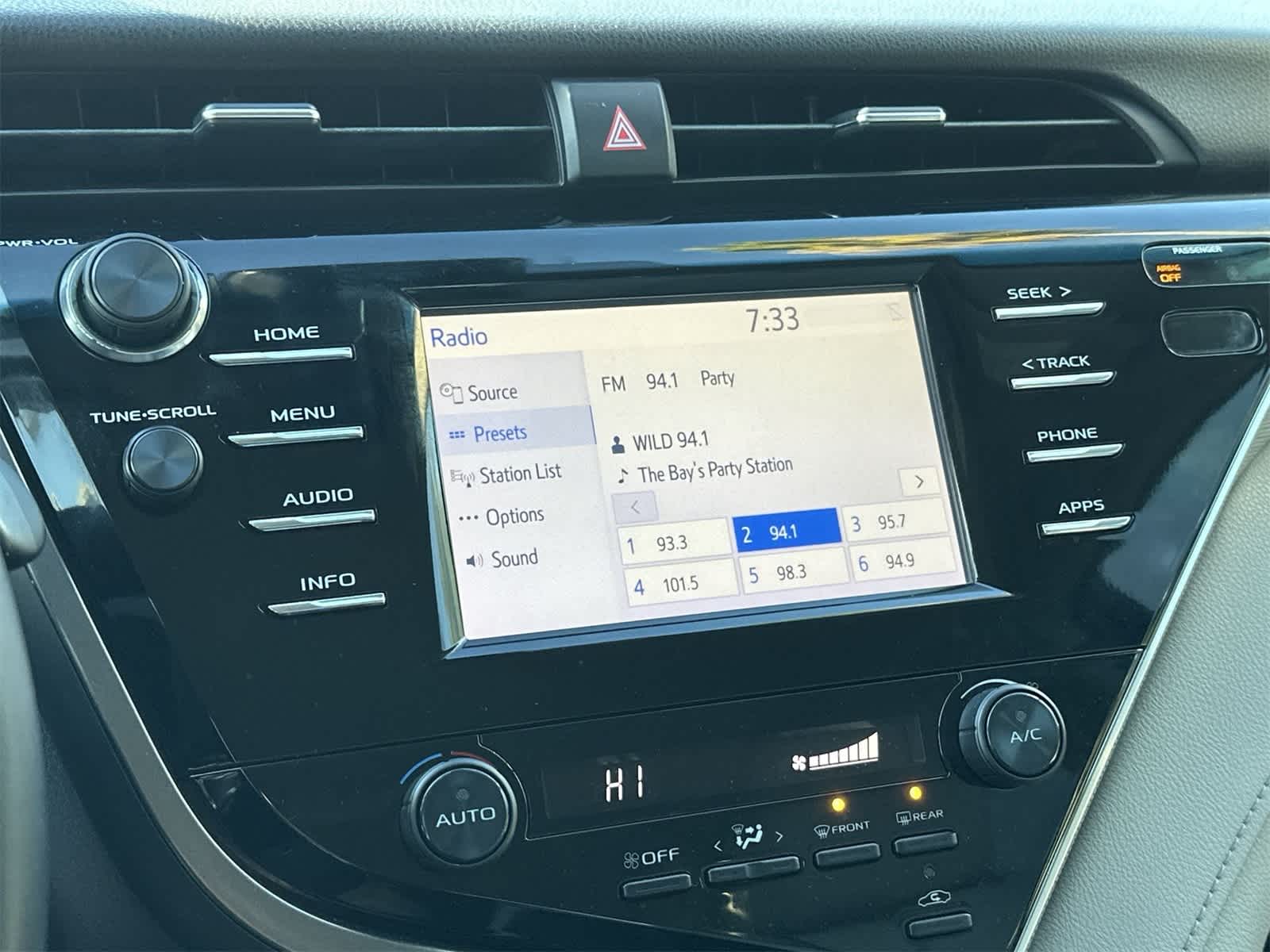 Thumbnail: 2018 Toyota Camry - 4