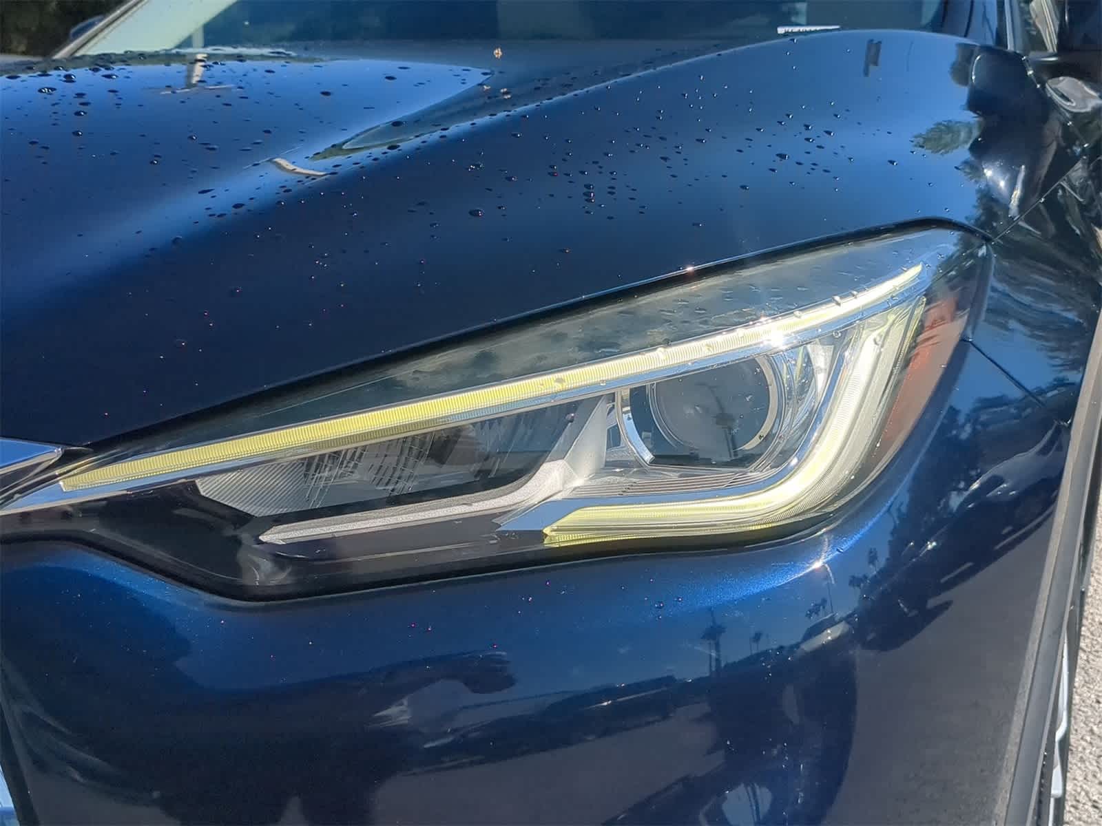 2019 INFINITI QX50 Essential 10