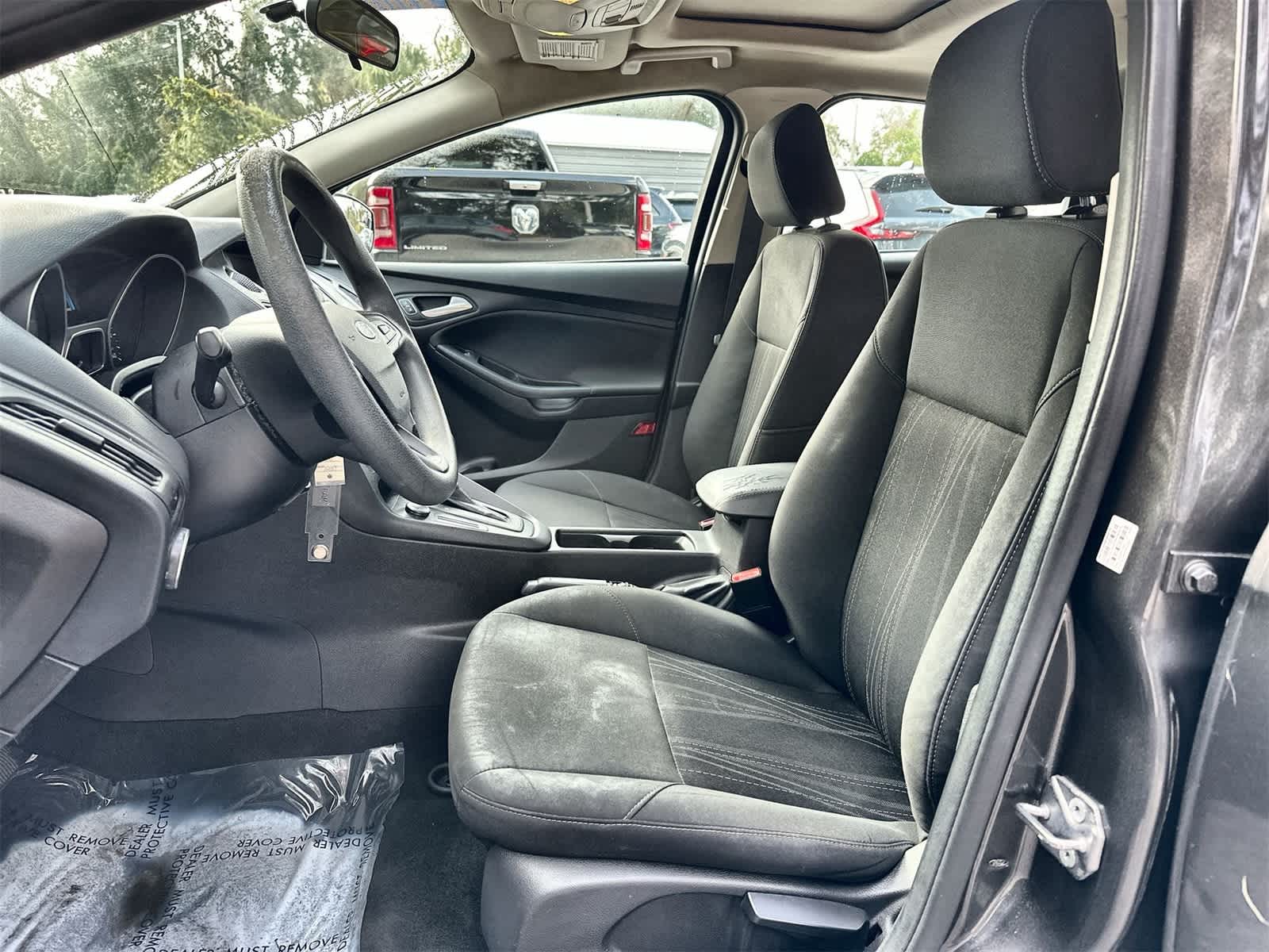 Thumbnail: 2016 Ford Focus - 11