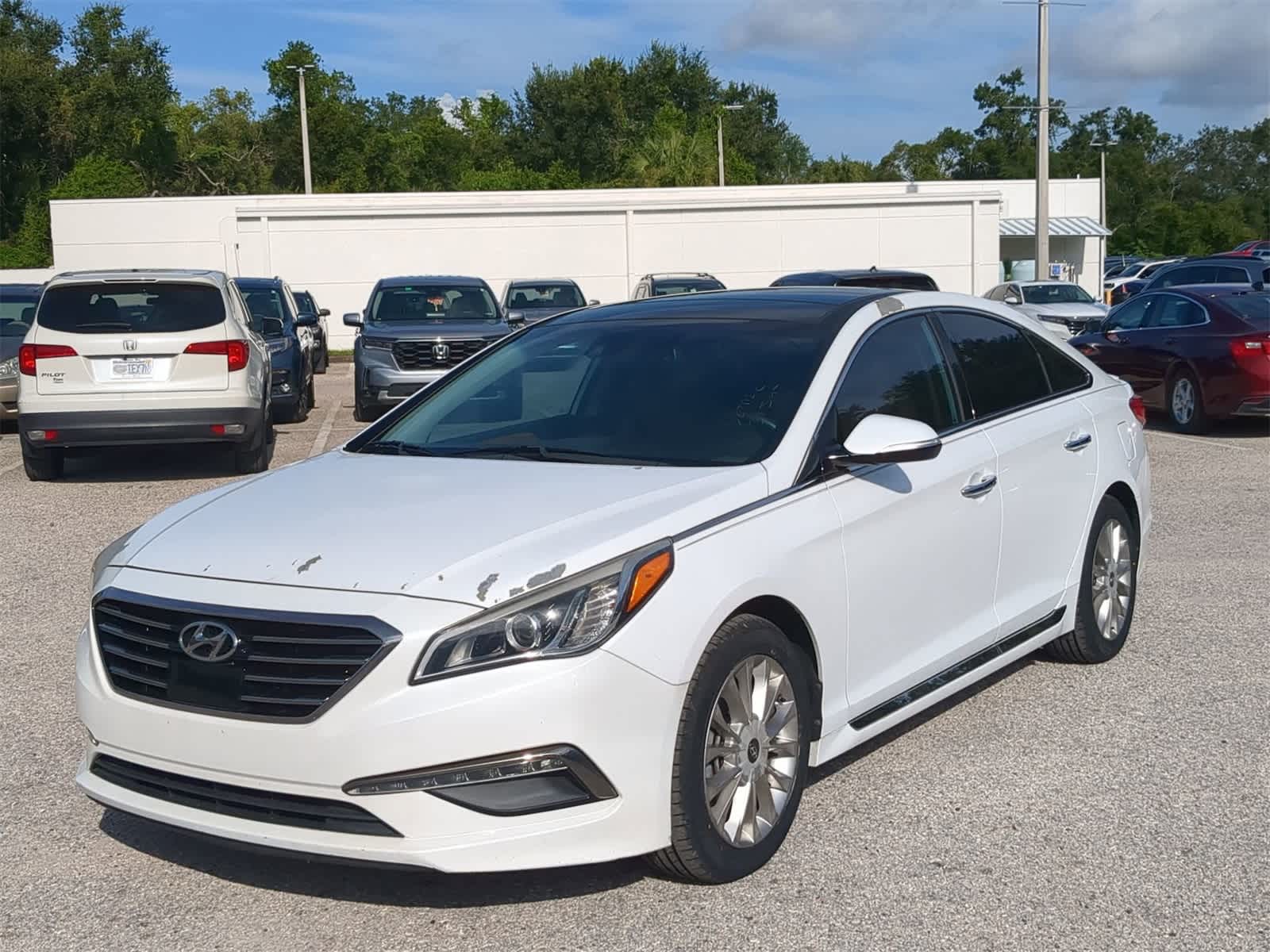 Thumbnail: 2015 Hyundai Sonata - 2