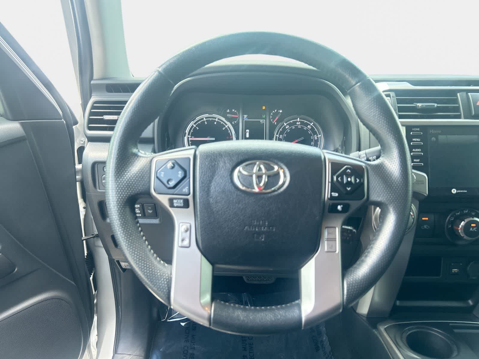 Thumbnail: 2022 Toyota 4Runner - 15