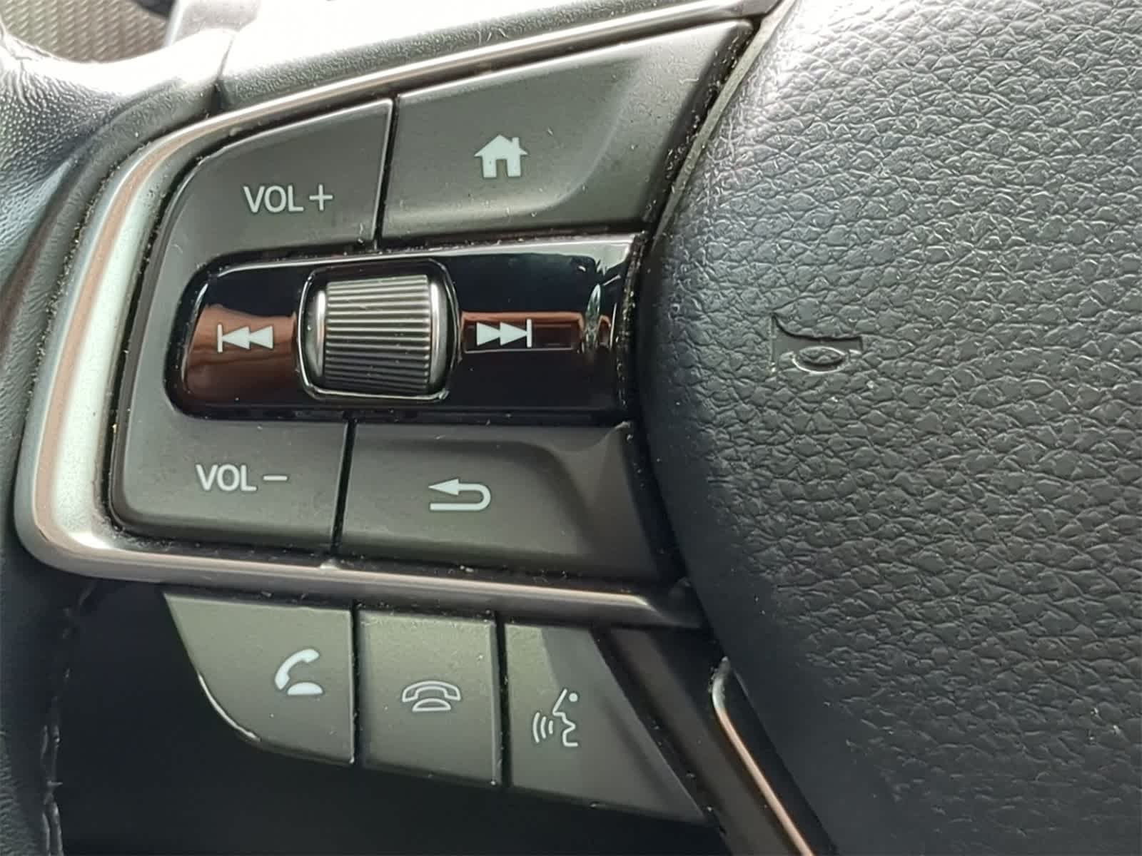 Thumbnail: 2022 Honda Accord - 22