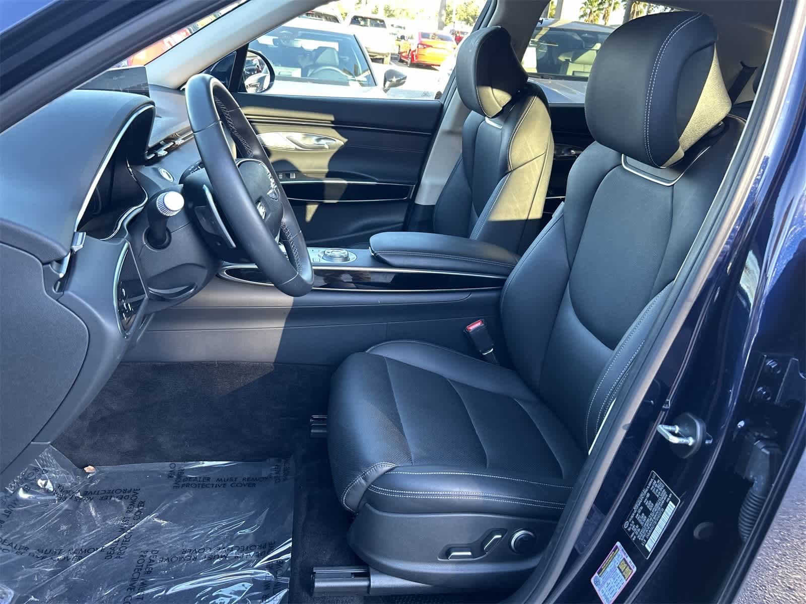 Thumbnail: 2025 Genesis GV70 - 11