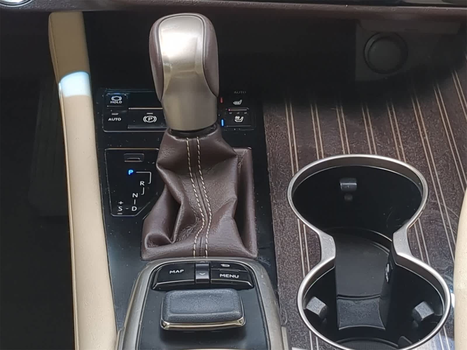 Thumbnail: 2017 Lexus RX - 19