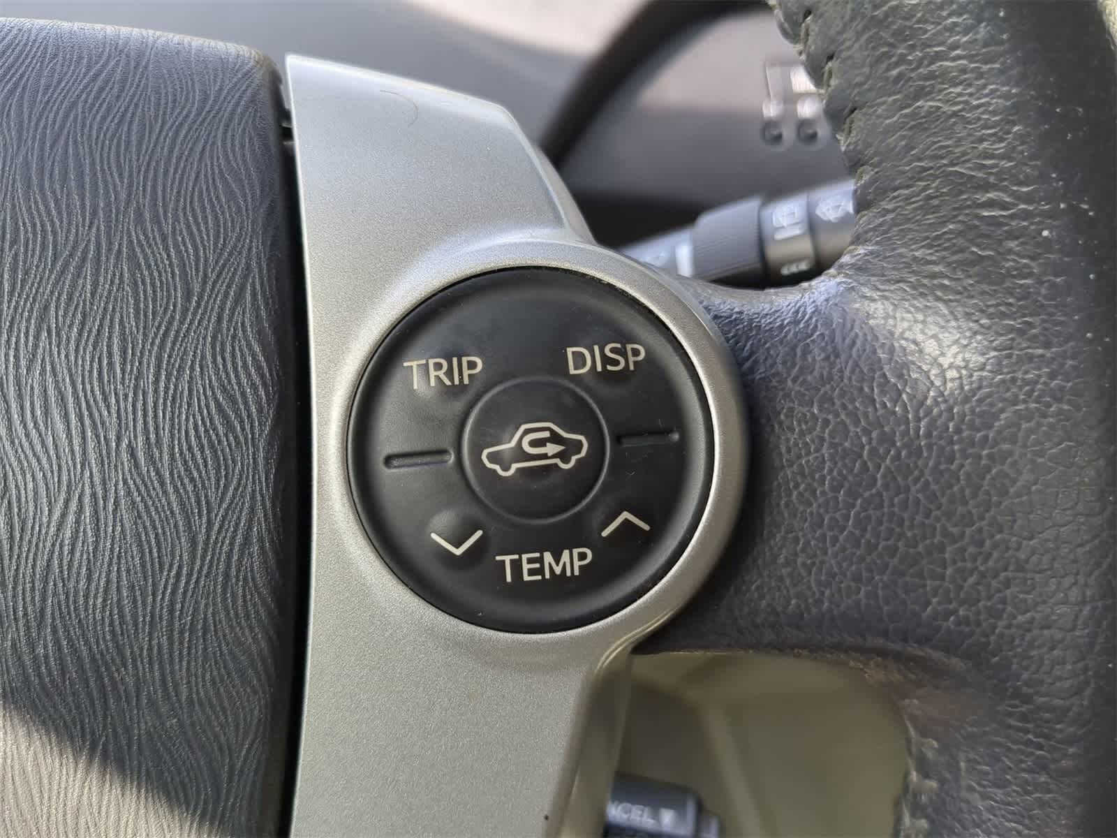 Thumbnail: 2011 Toyota Prius - 24