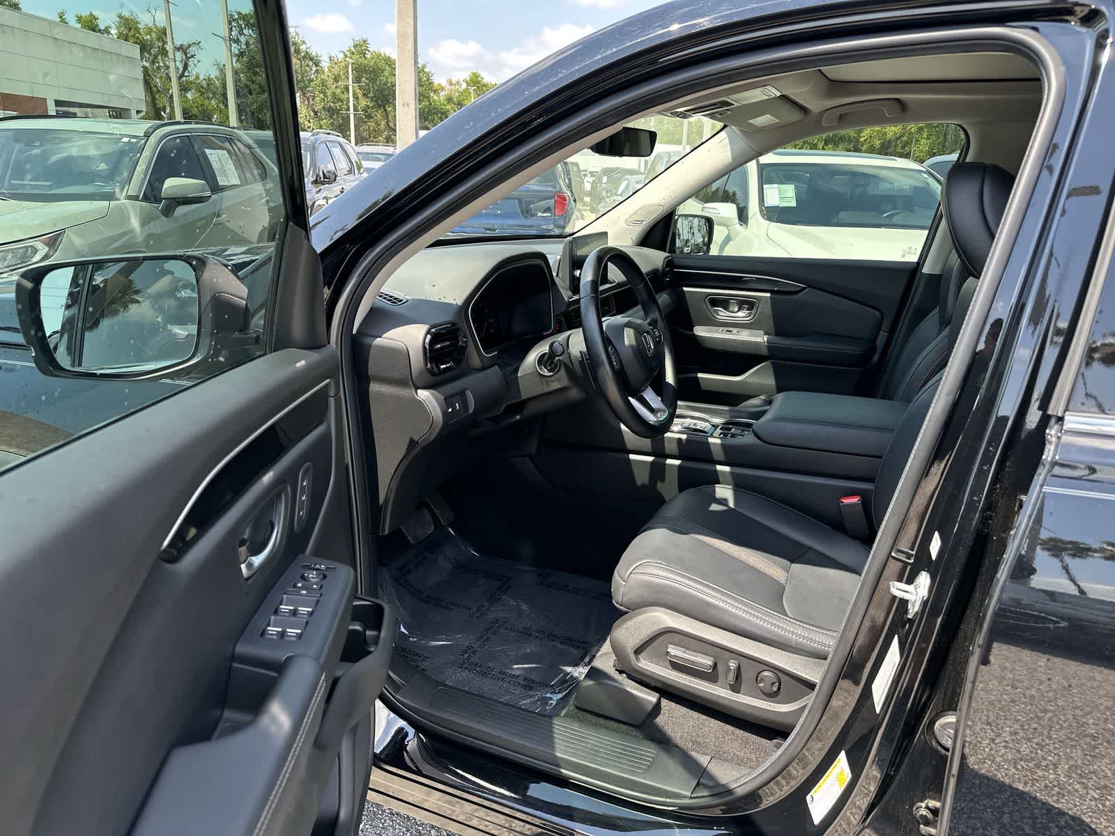 Thumbnail: 2024 Honda Pilot - 10