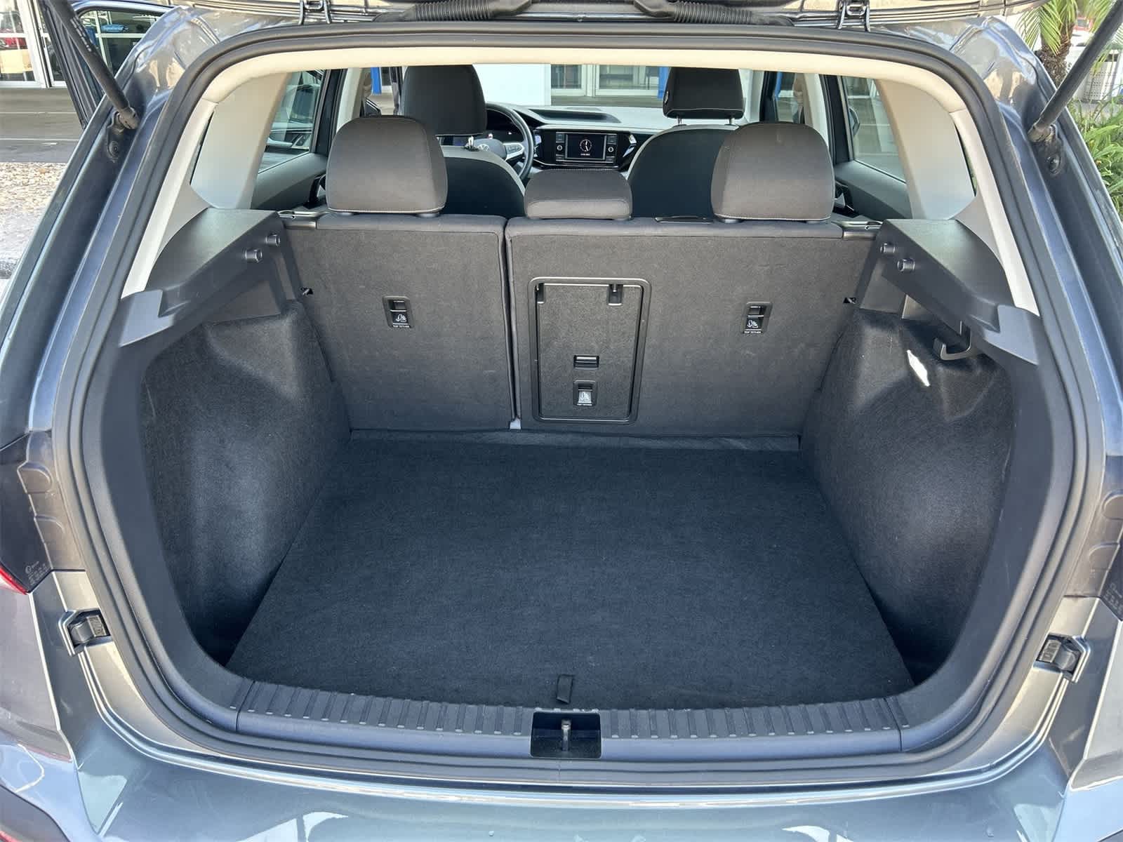 Thumbnail: 2024 Volkswagen Taos - 19