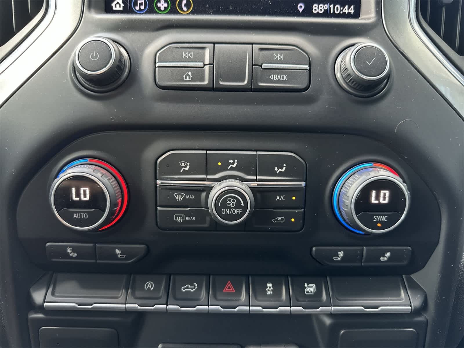 Thumbnail: 2020 Chevrolet Silverado 1500 - 9