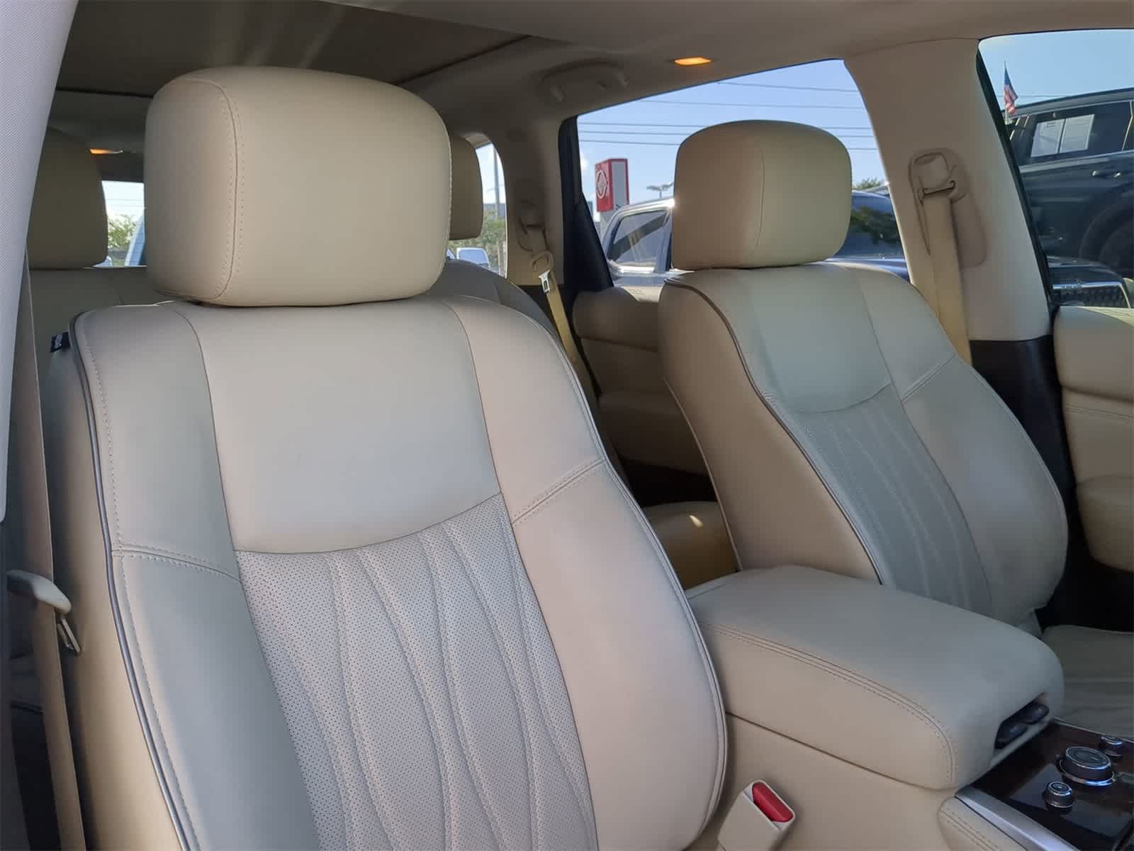 Thumbnail: 2016 INFINITI QX60 - 7