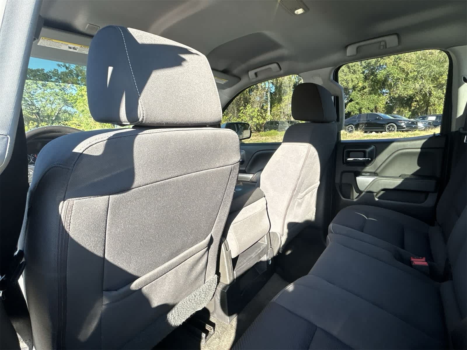 Thumbnail: 2018 Chevrolet Silverado 1500 - 12