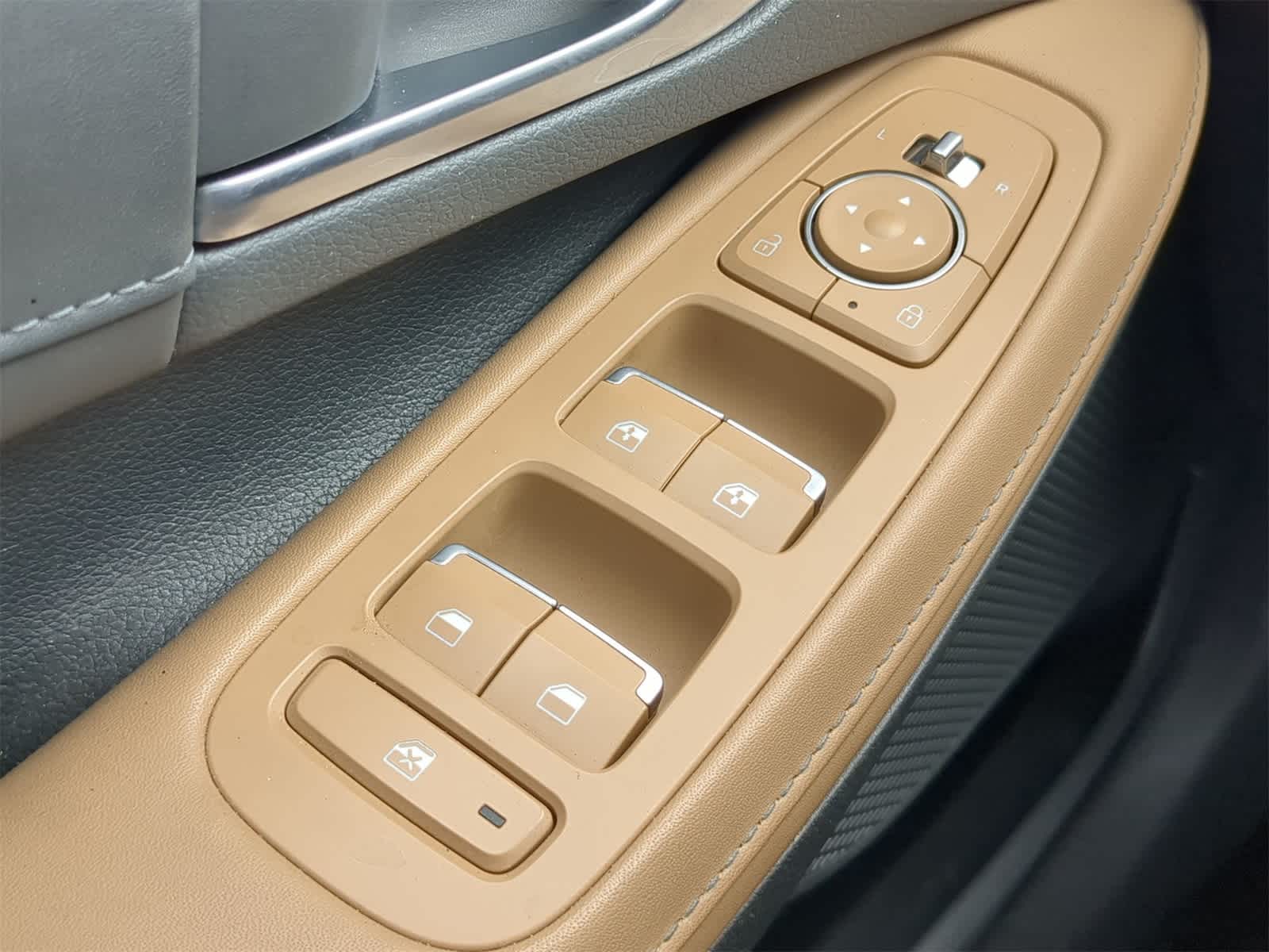 Thumbnail: 2021 Hyundai Sonata - 23