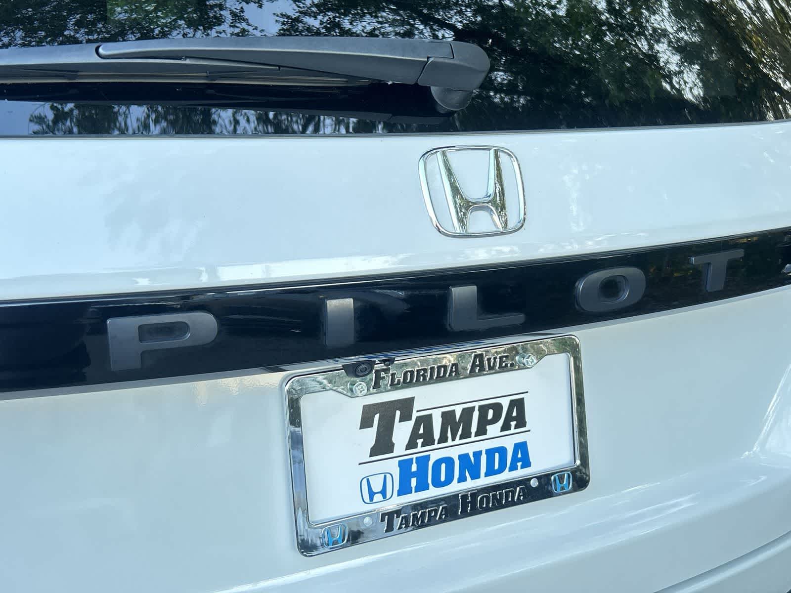 Thumbnail: 2025 Honda Pilot - 8
