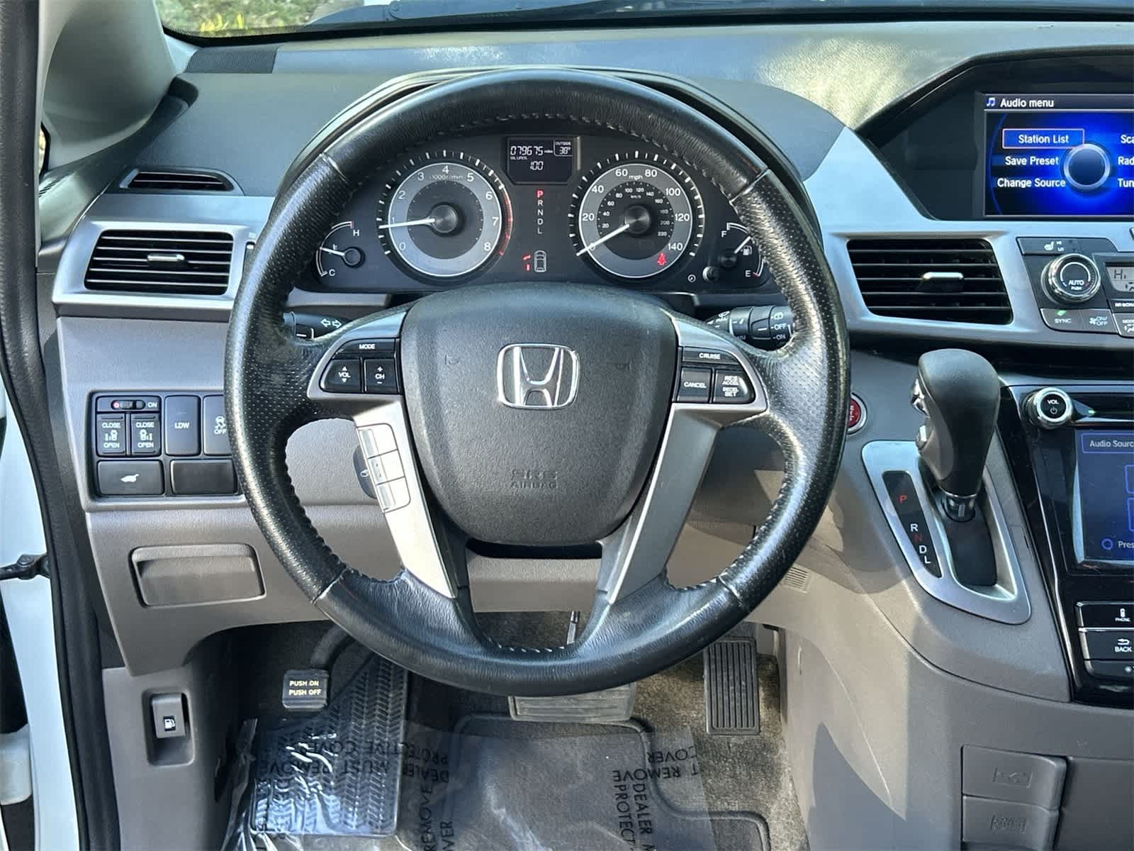 Thumbnail: 2015 Honda Odyssey - 15