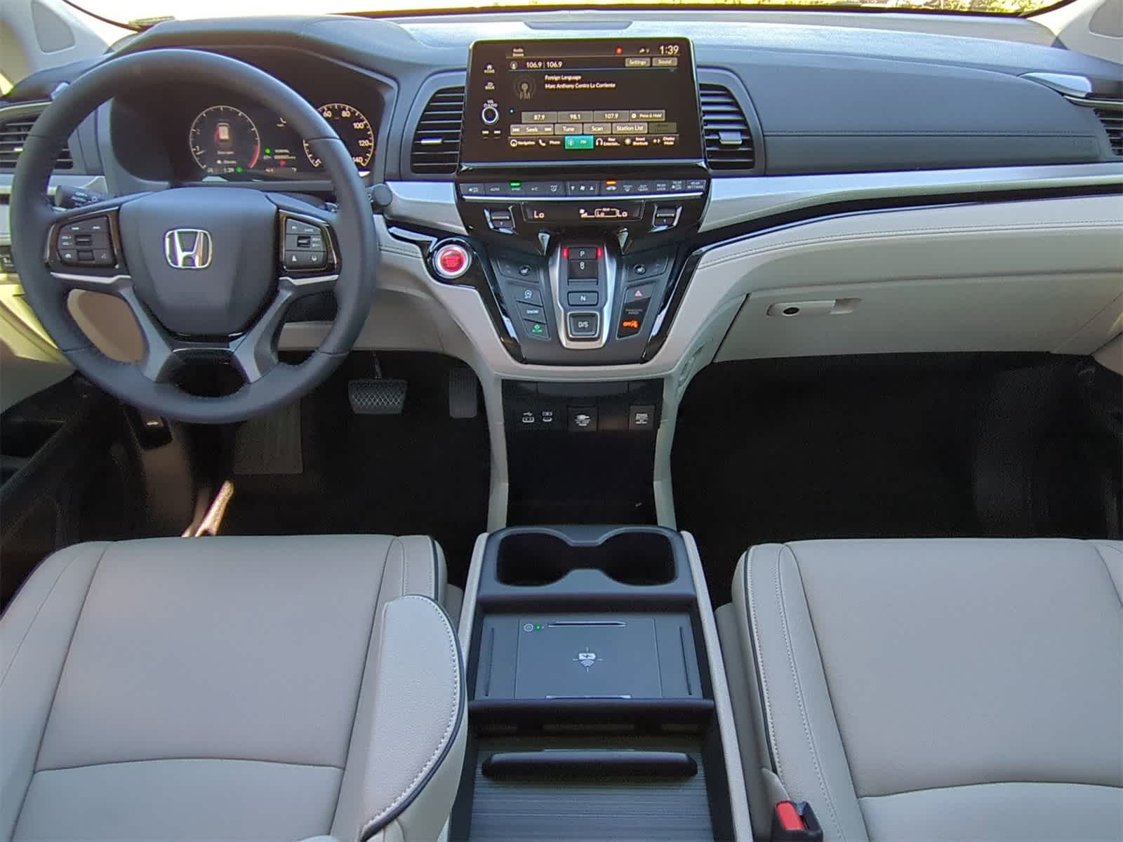 Thumbnail: 2025 Honda Odyssey - 14
