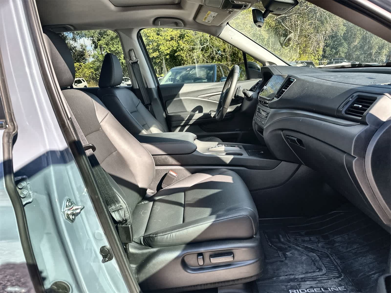 Thumbnail: 2025 Honda Ridgeline - 14