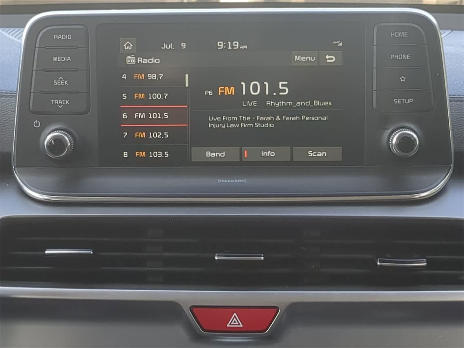 Thumbnail: 2021 Kia Telluride - 18