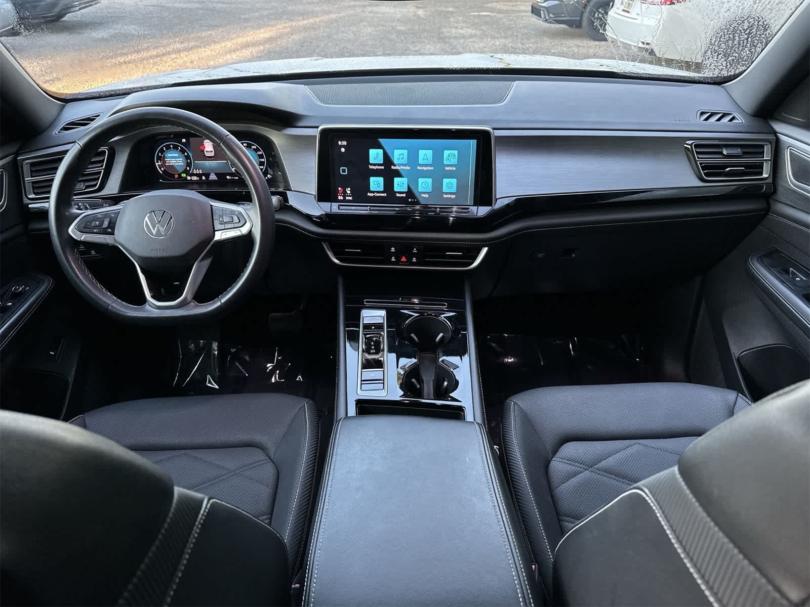 Thumbnail: 2024 Volkswagen Atlas - 10