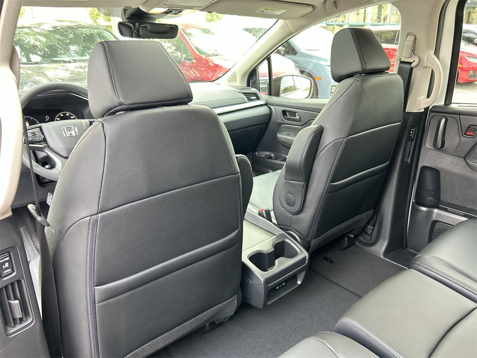 Thumbnail: 2026 Honda Odyssey - 12