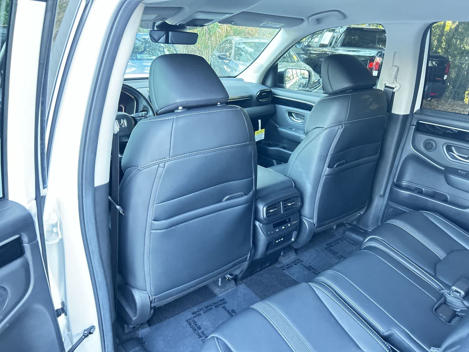 Thumbnail: 2025 Honda Pilot - 12