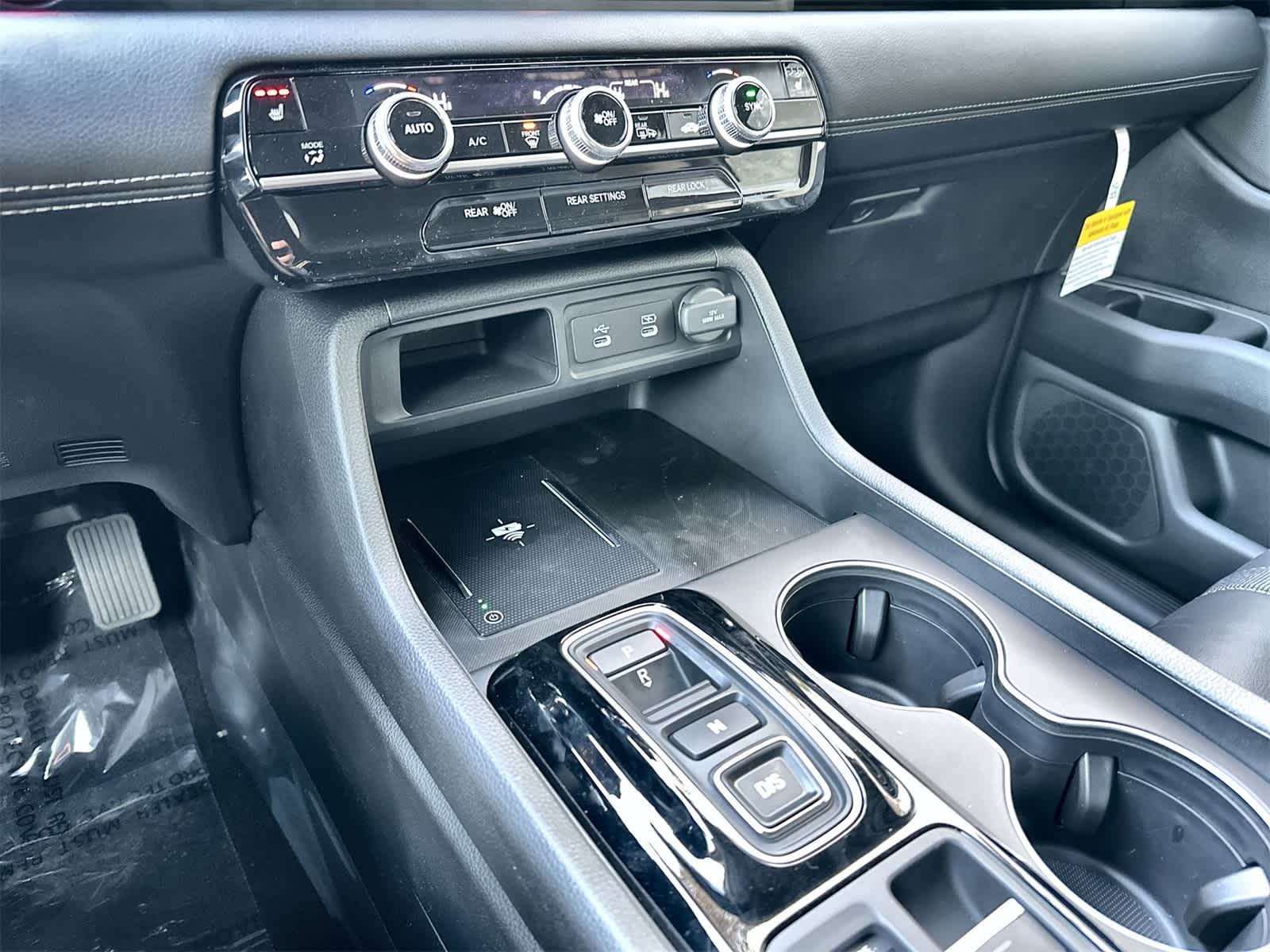 Thumbnail: 2026 Honda Pilot - 17