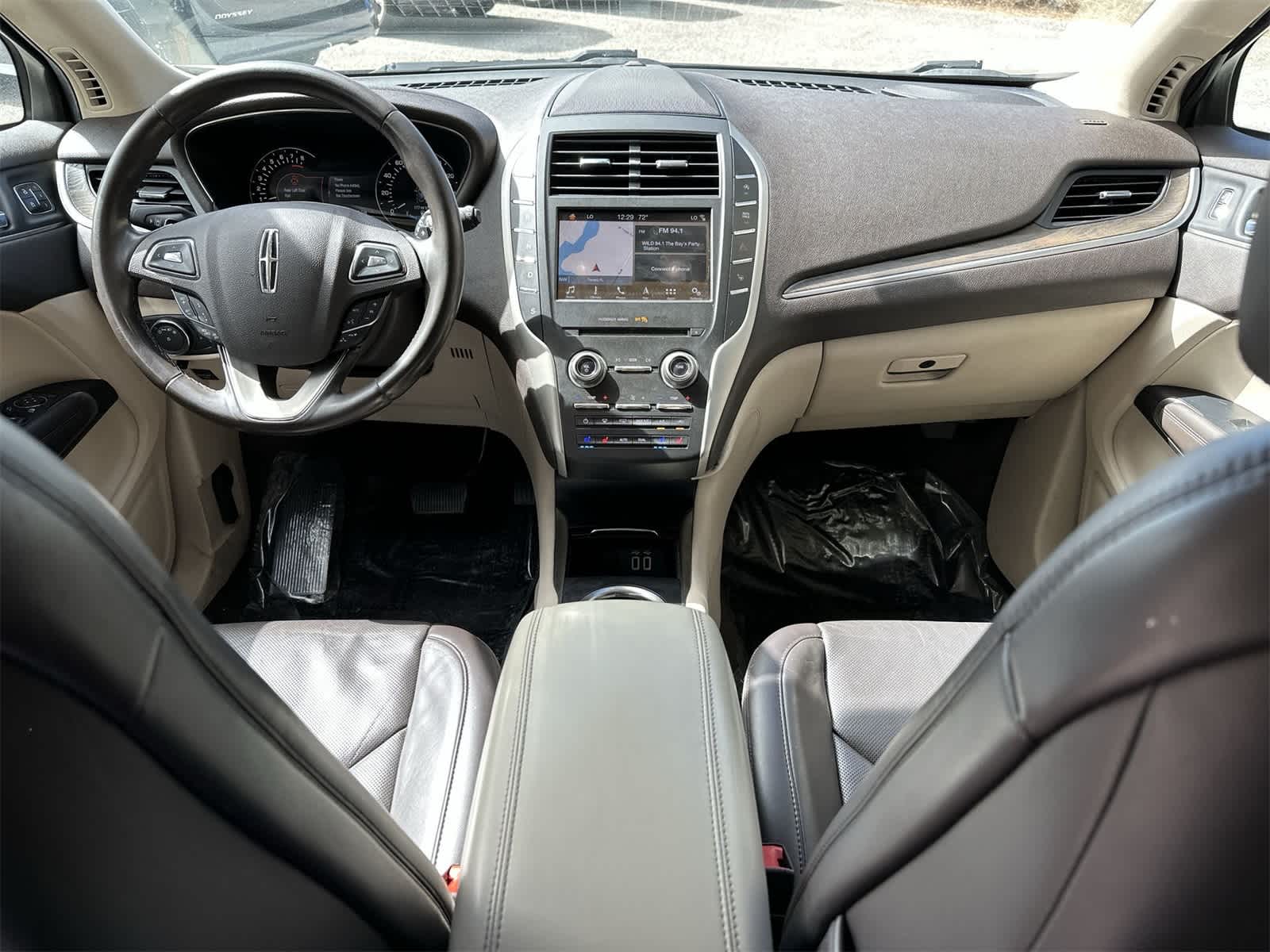 Thumbnail: 2017 Lincoln MKC - 9