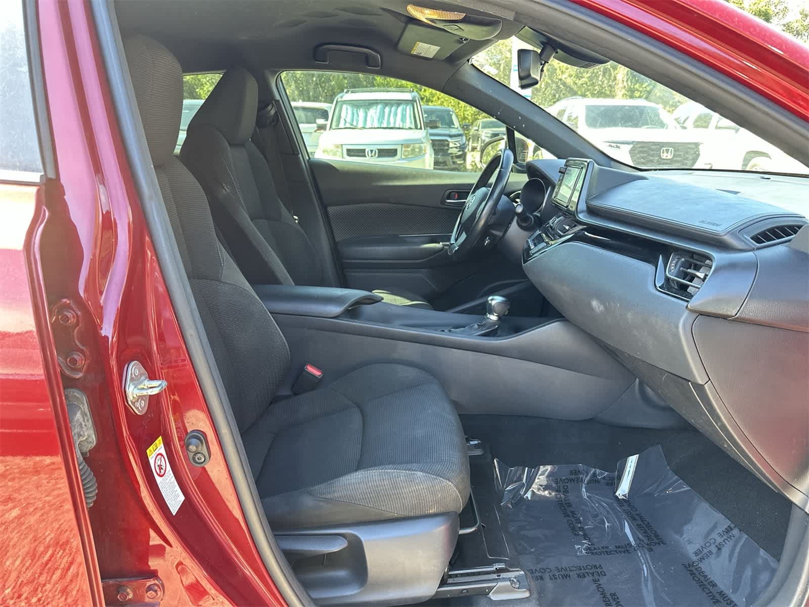 Thumbnail: 2018 Toyota C-HR - 20