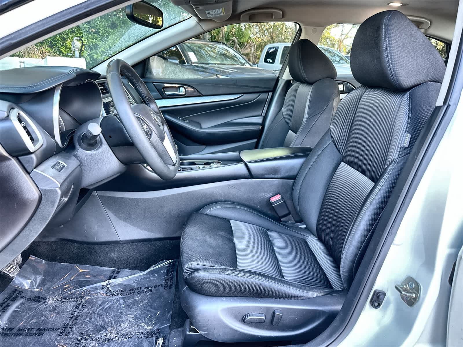 Thumbnail: 2017 Nissan Maxima - 11