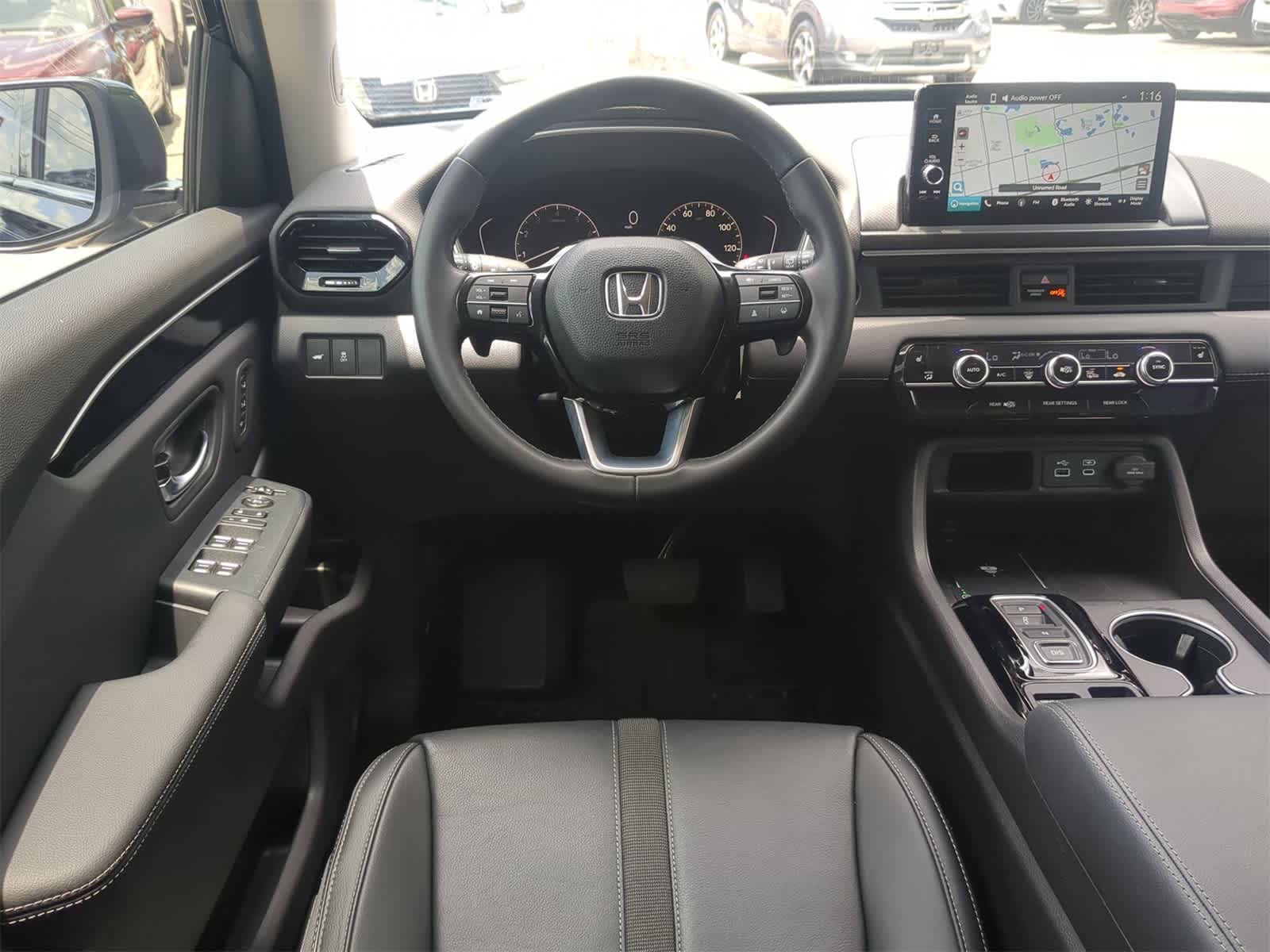 2024 Honda Pilot Touring 16