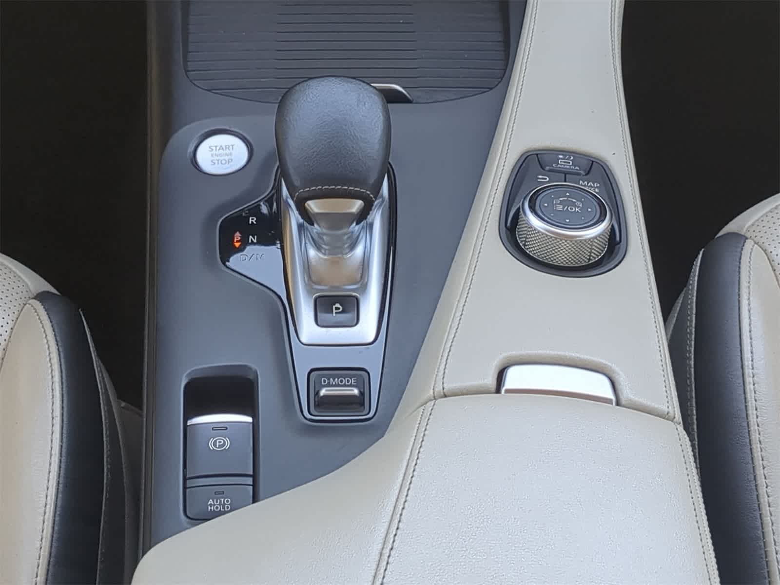 2019 INFINITI QX50 Essential 18