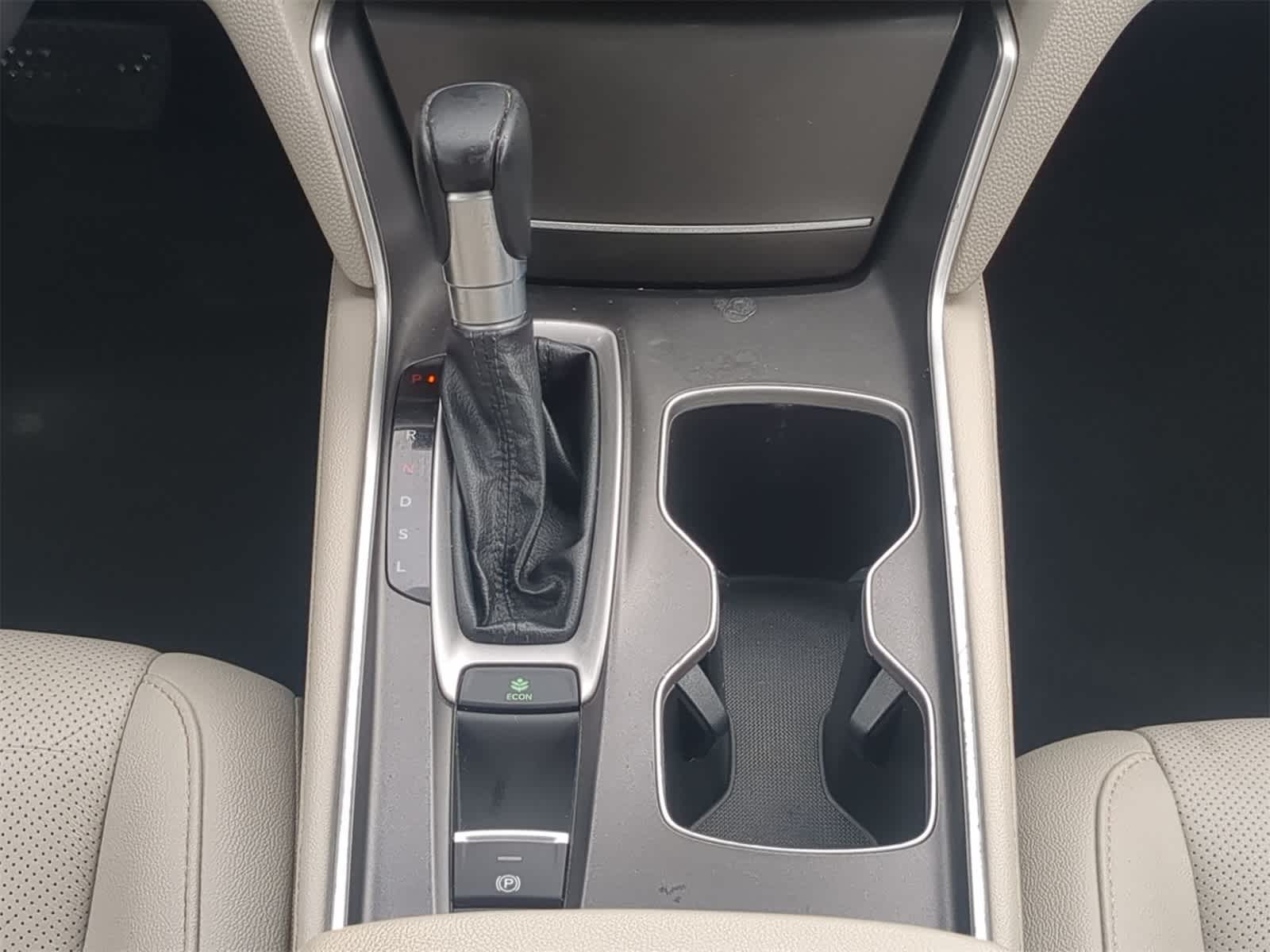 Thumbnail: 2019 Honda Accord - 18