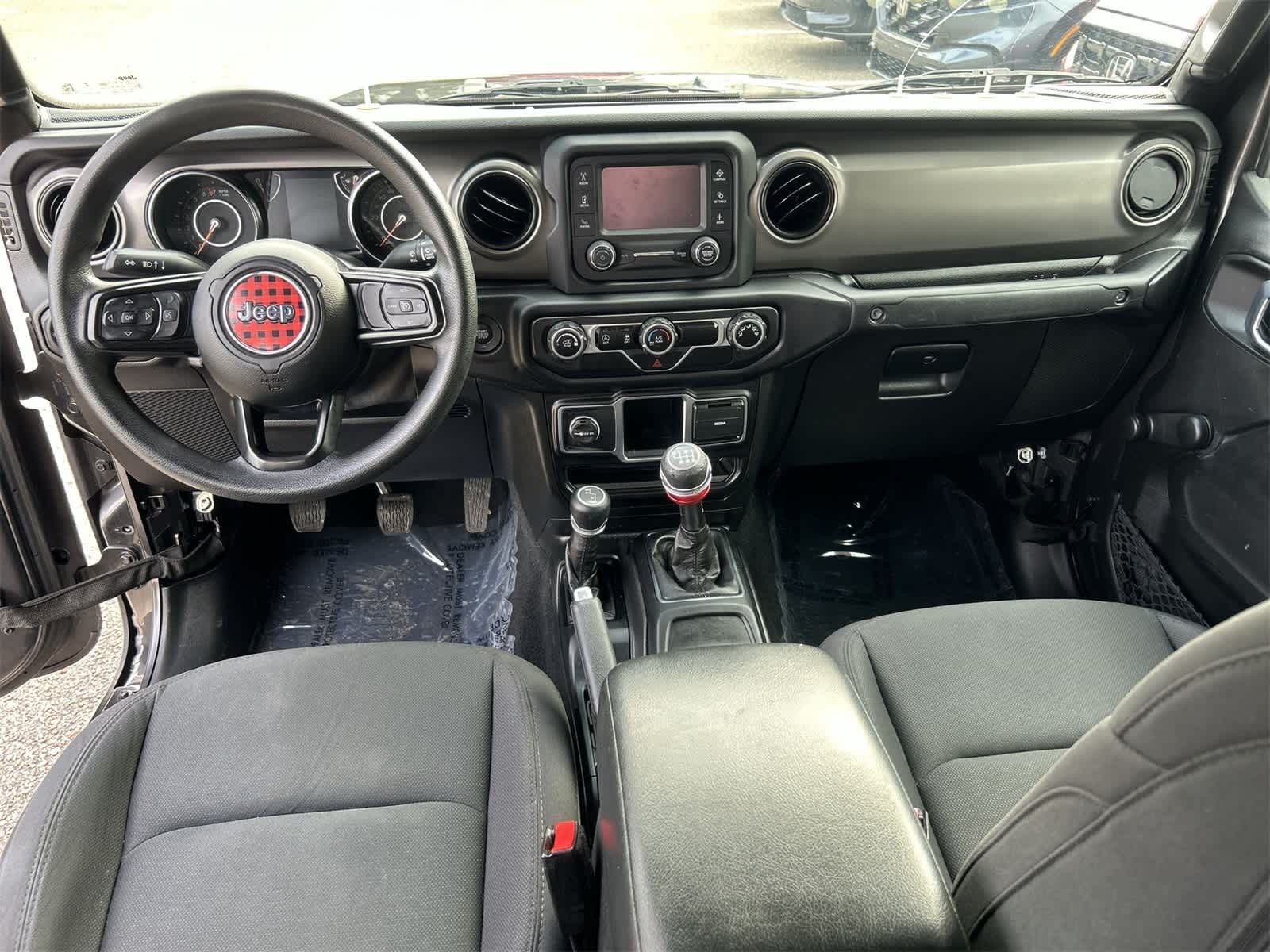 Thumbnail: 2021 Jeep Gladiator - 10