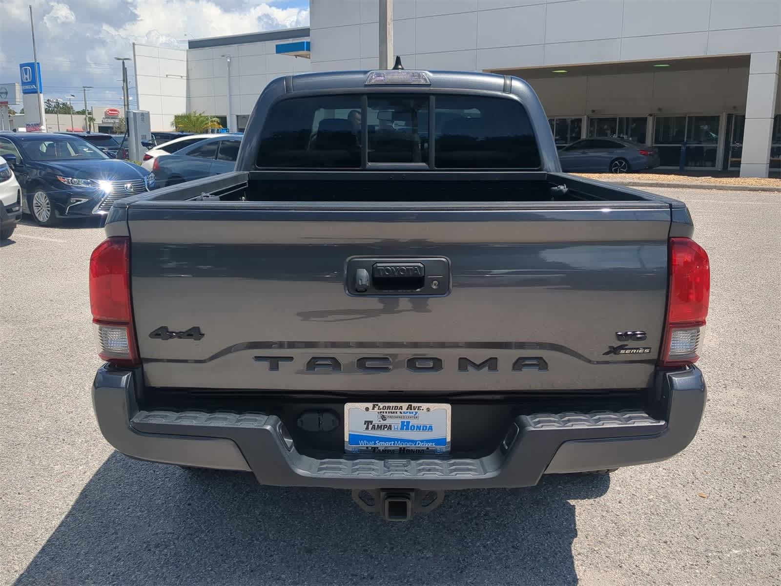 Thumbnail: 2022 Toyota Tacoma - 5