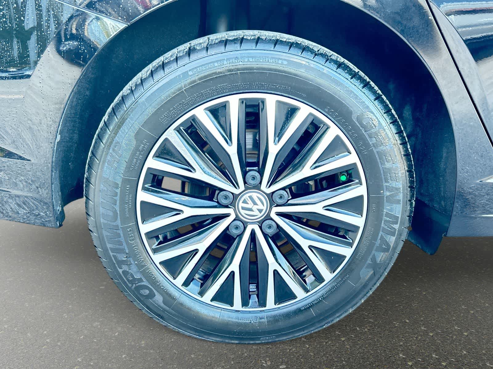Thumbnail: 2020 Volkswagen Jetta - 4