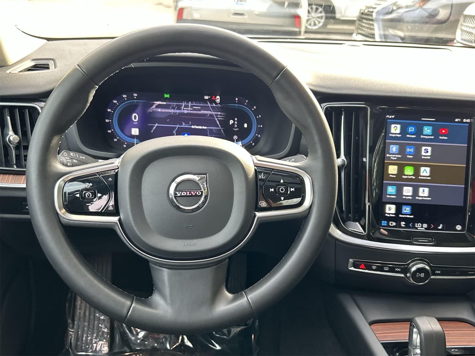 Thumbnail: 2024 Volvo S60 - 15