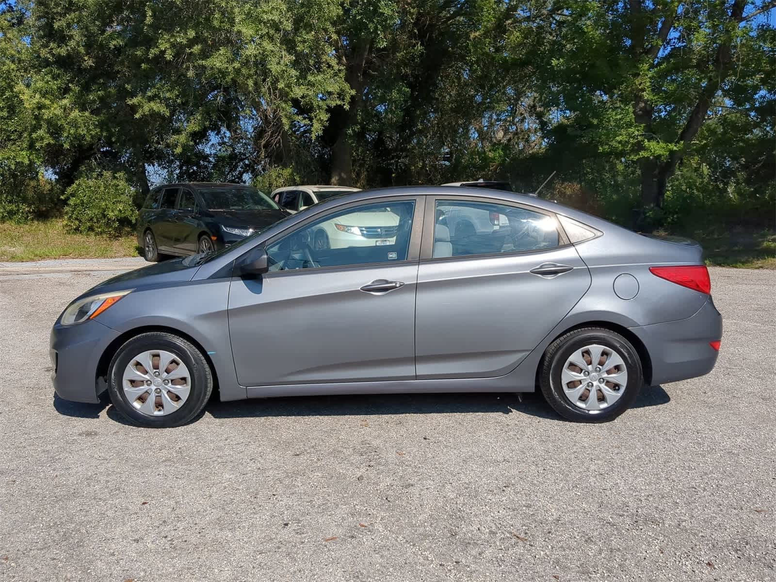 Thumbnail: 2016 Hyundai Accent - 3