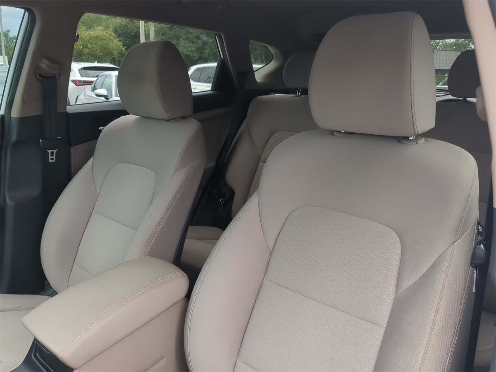 Thumbnail: 2019 Hyundai Tucson - 8