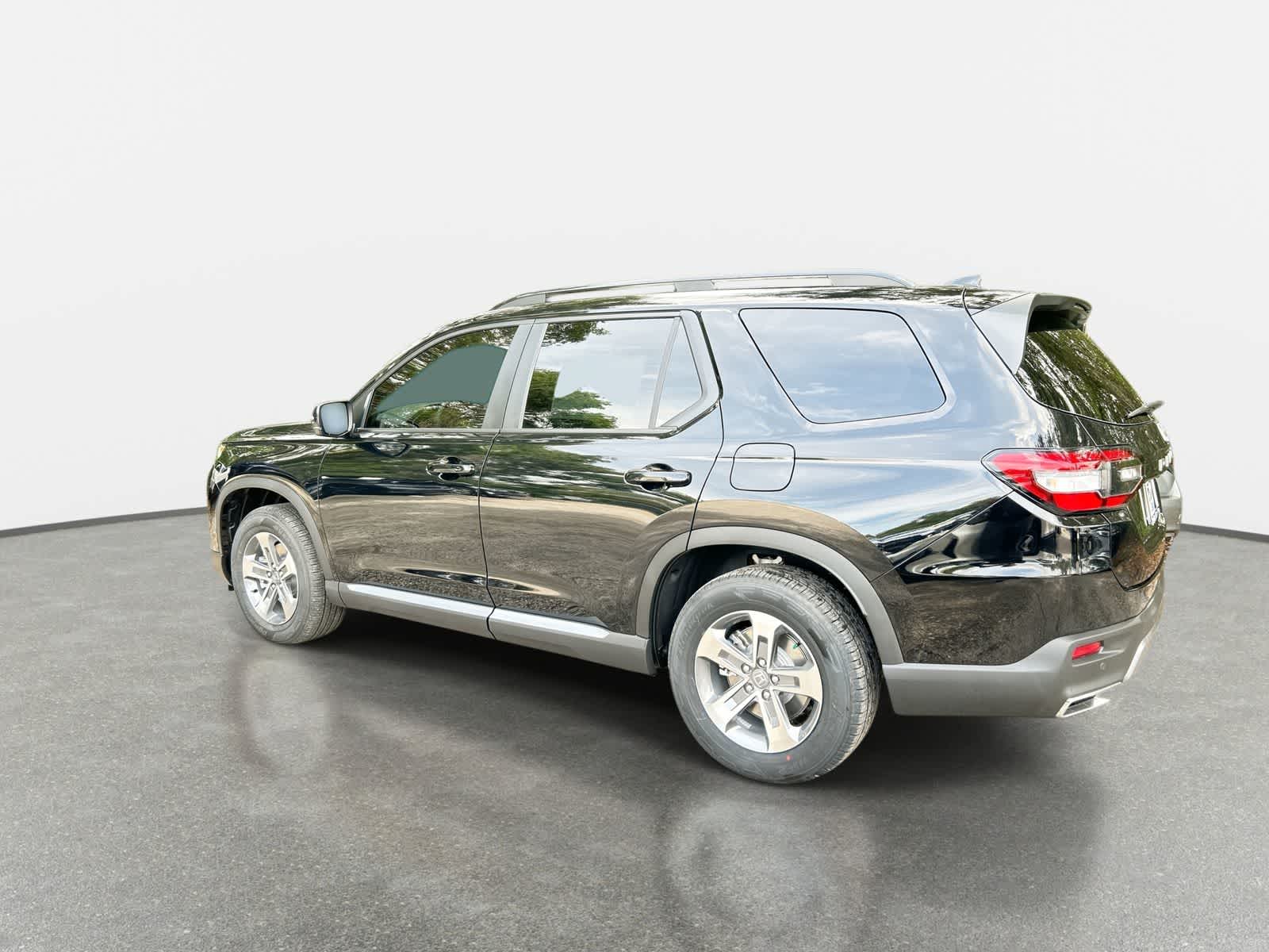 Thumbnail: 2026 Honda Pilot - 6