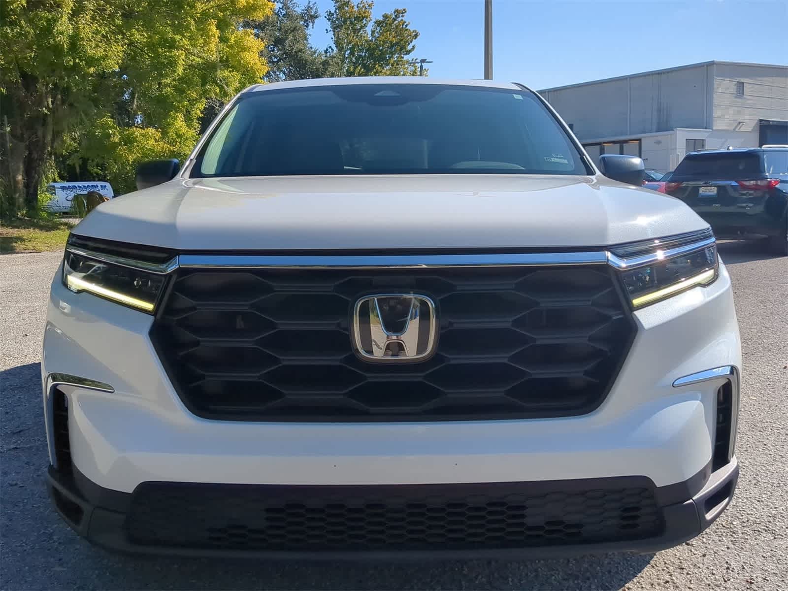 Thumbnail: 2023 Honda Pilot - 9