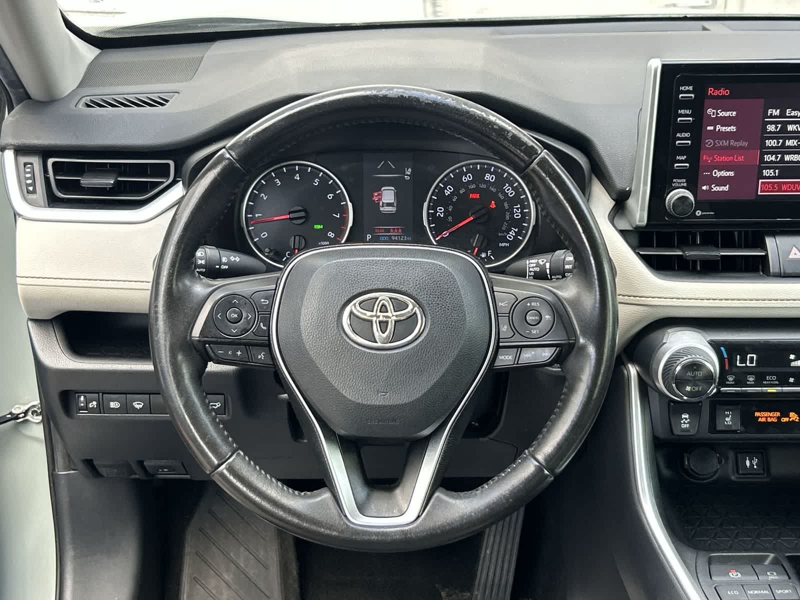 Thumbnail: 2019 Toyota RAV4 - 18