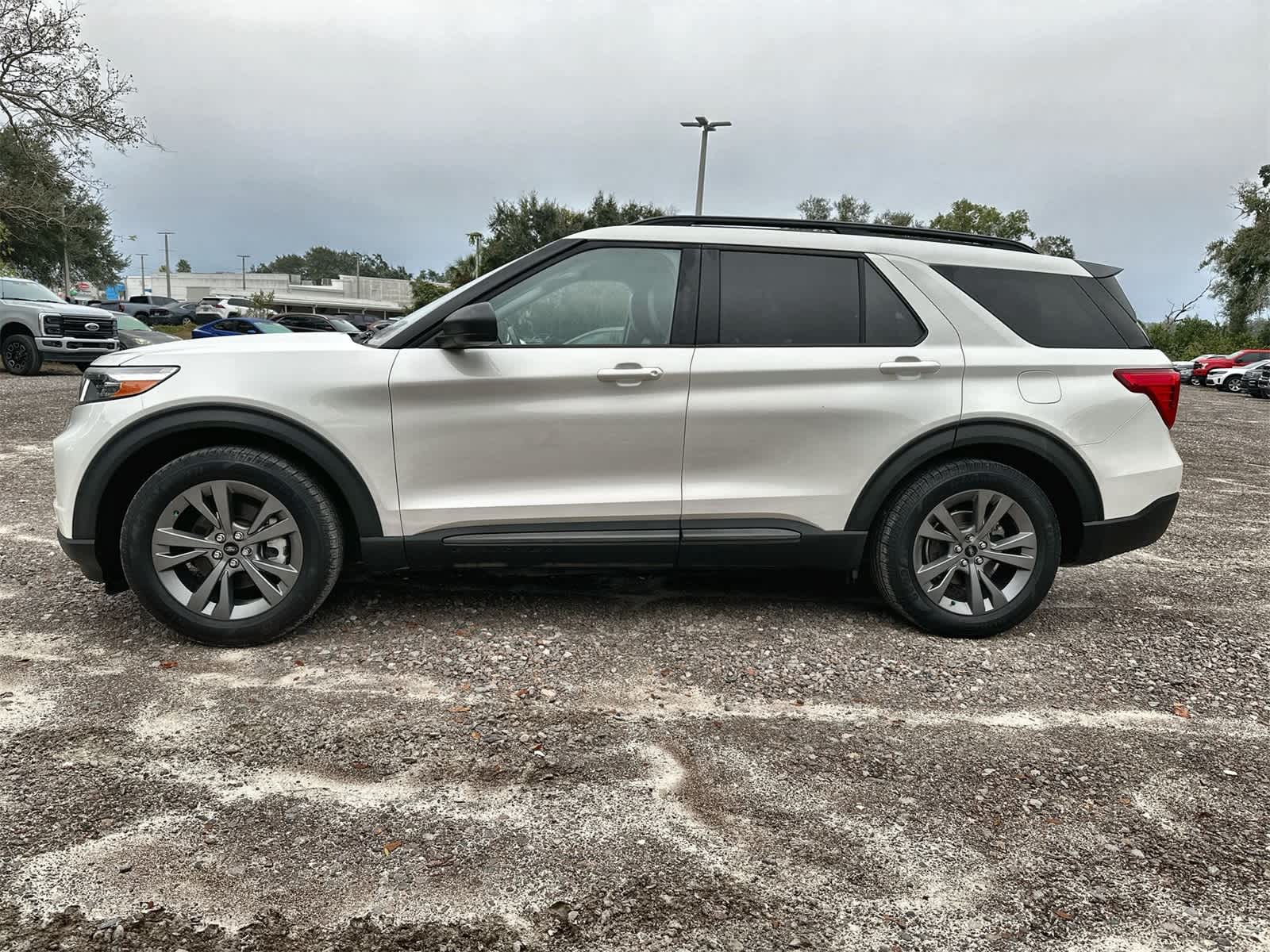 Thumbnail: 2021 Ford Explorer - 3