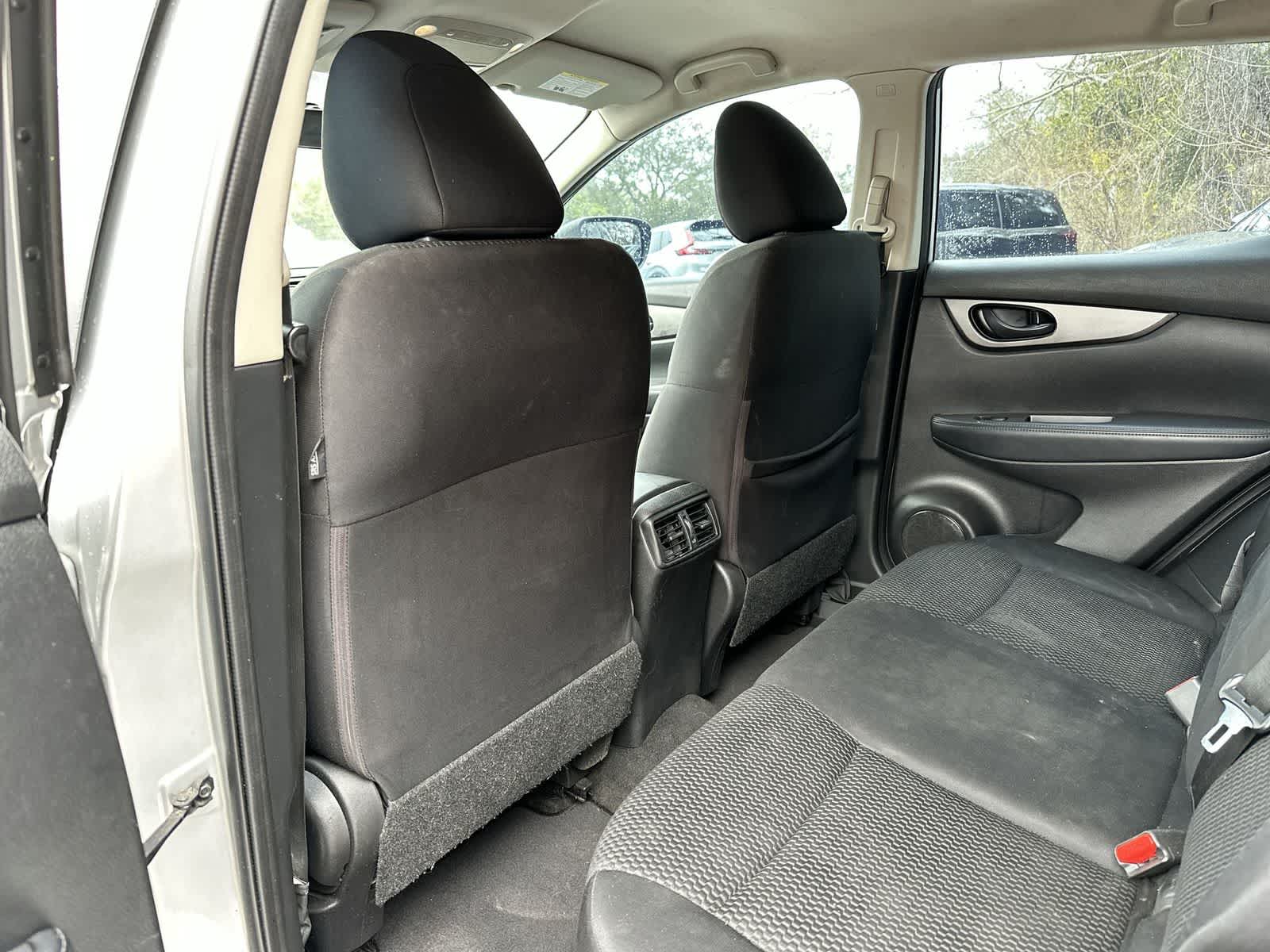 Thumbnail: 2019 Nissan Rogue Sport - 13