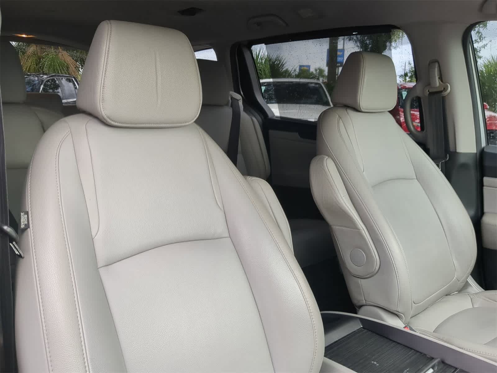Thumbnail: 2019 Honda Odyssey - 7
