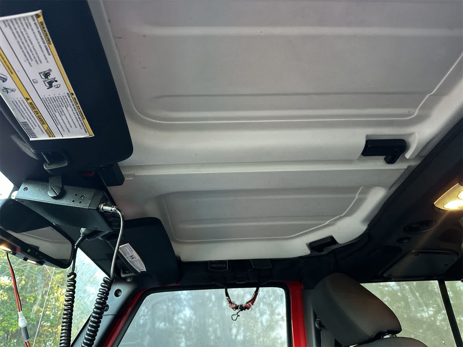 Thumbnail: 2015 Jeep Wrangler - 21