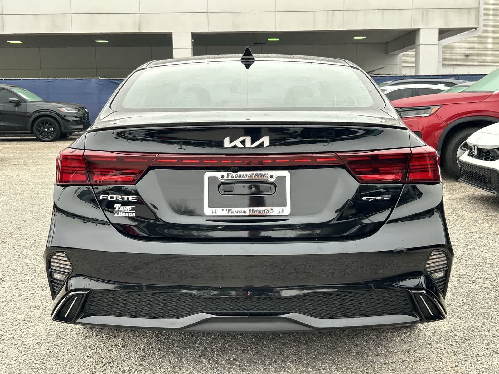 Thumbnail: 2023 Kia Forte - 9