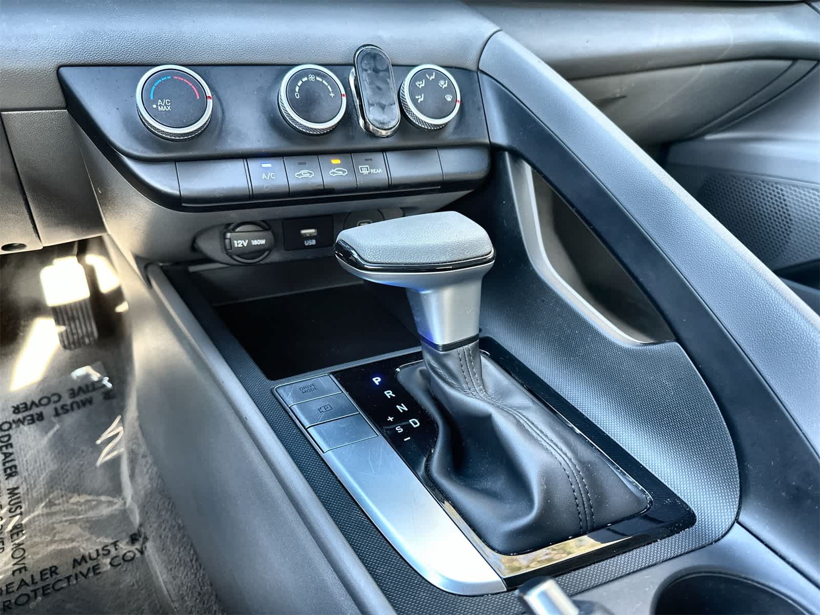 Thumbnail: 2024 Hyundai Elantra - 17