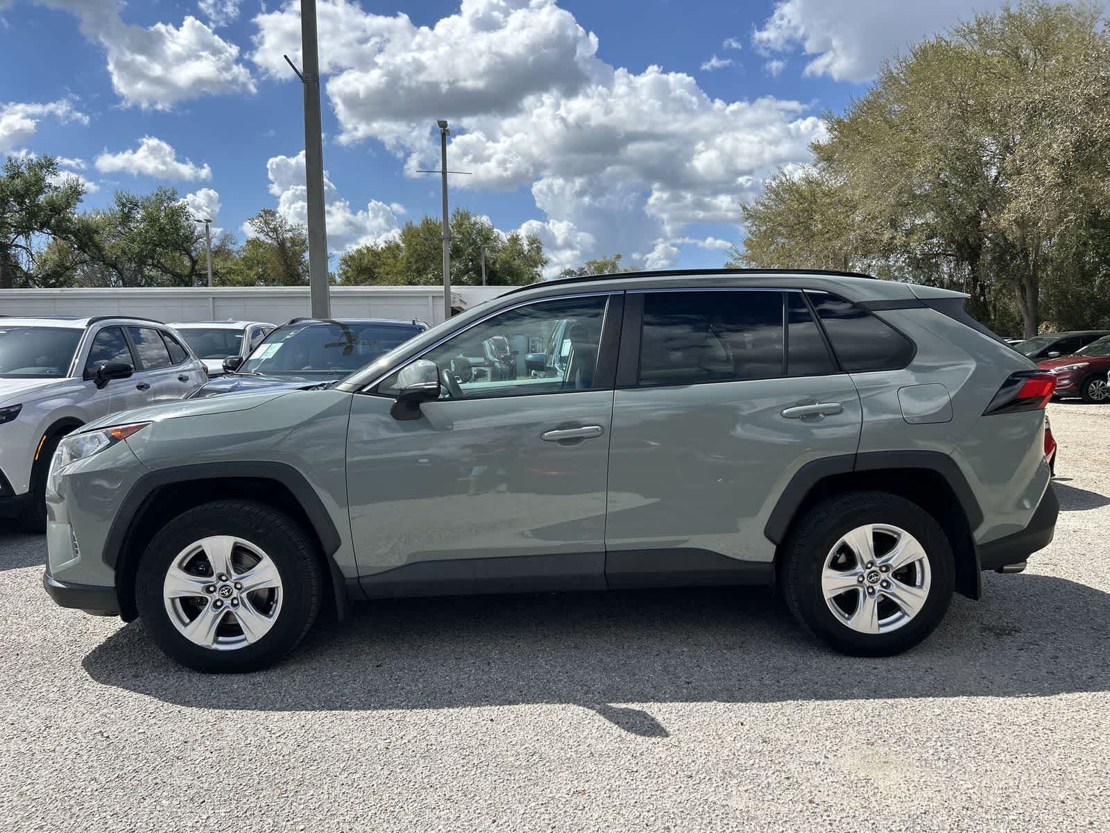 Thumbnail: 2019 Toyota RAV4 - 6