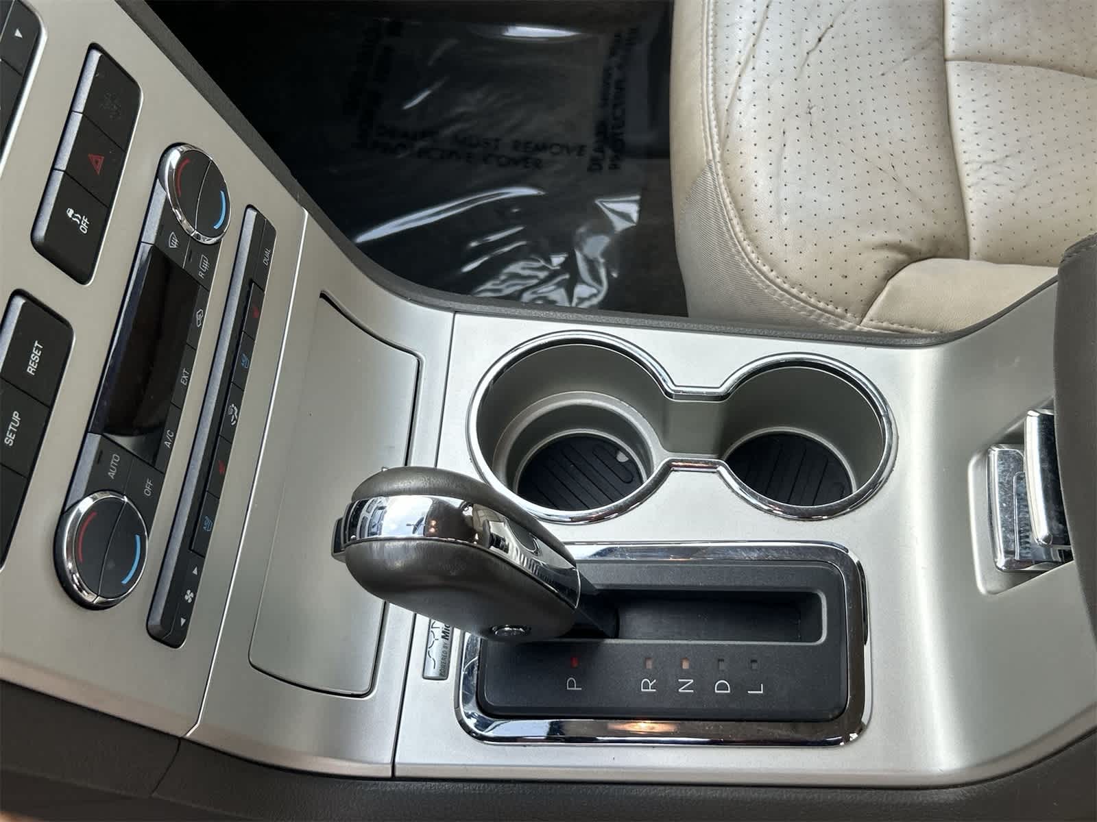 Thumbnail: 2010 Lincoln MKX - 17