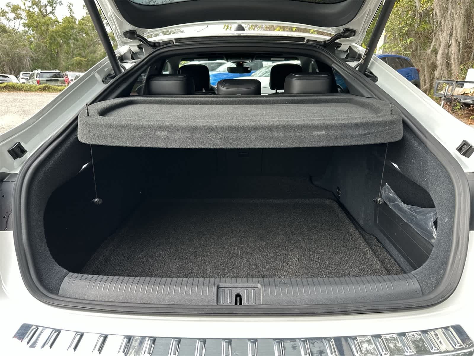 Thumbnail: 2023 Volkswagen Arteon - 19