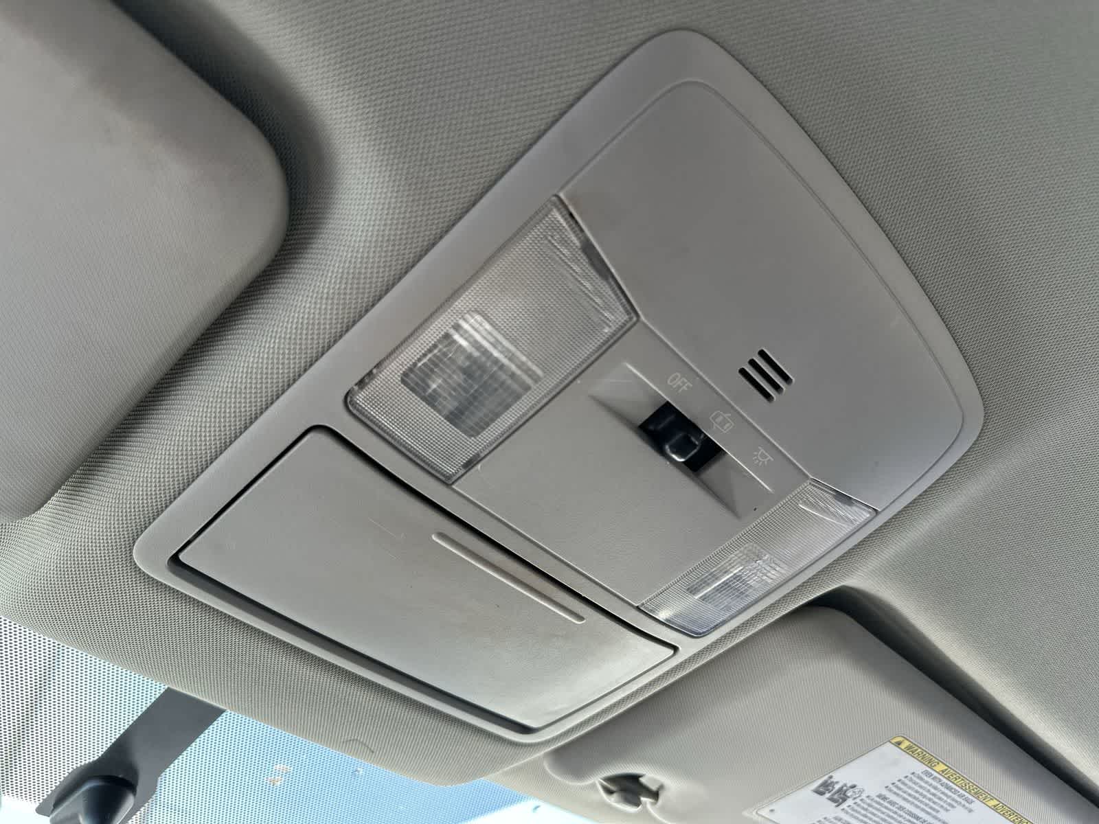 Thumbnail: 2016 Toyota RAV4 - 17