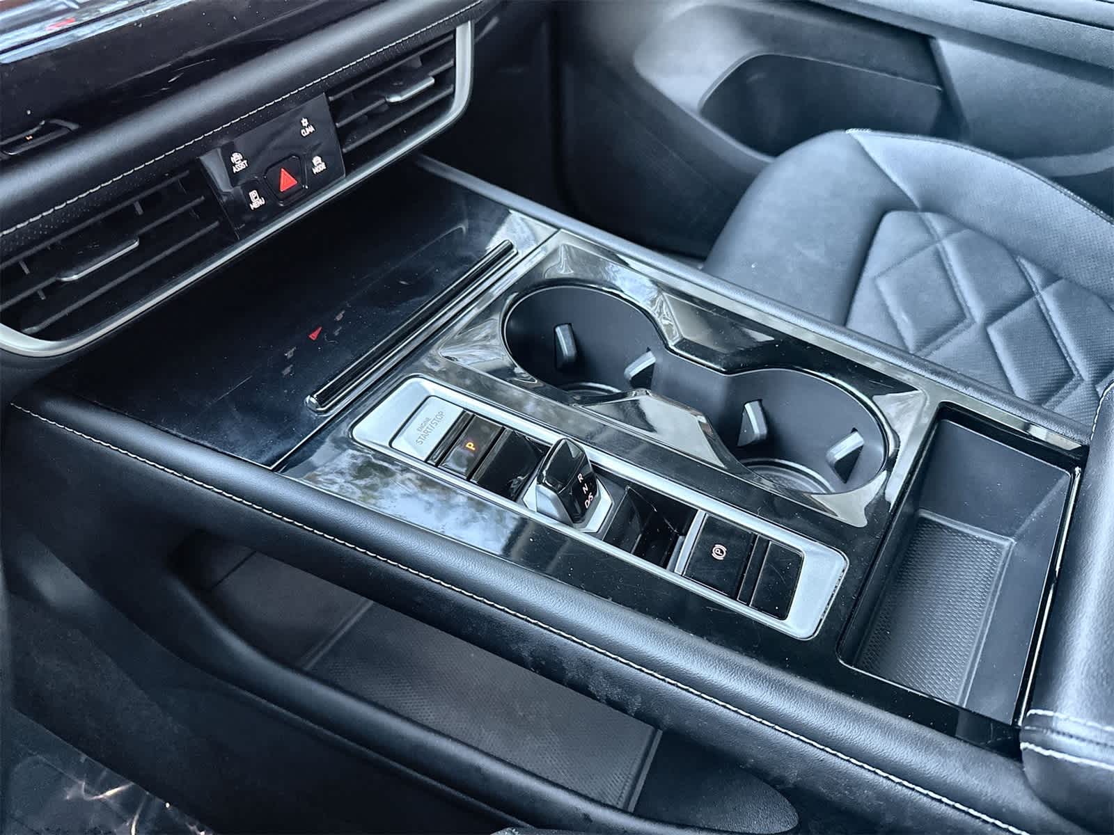 Thumbnail: 2024 Volkswagen Atlas - 17